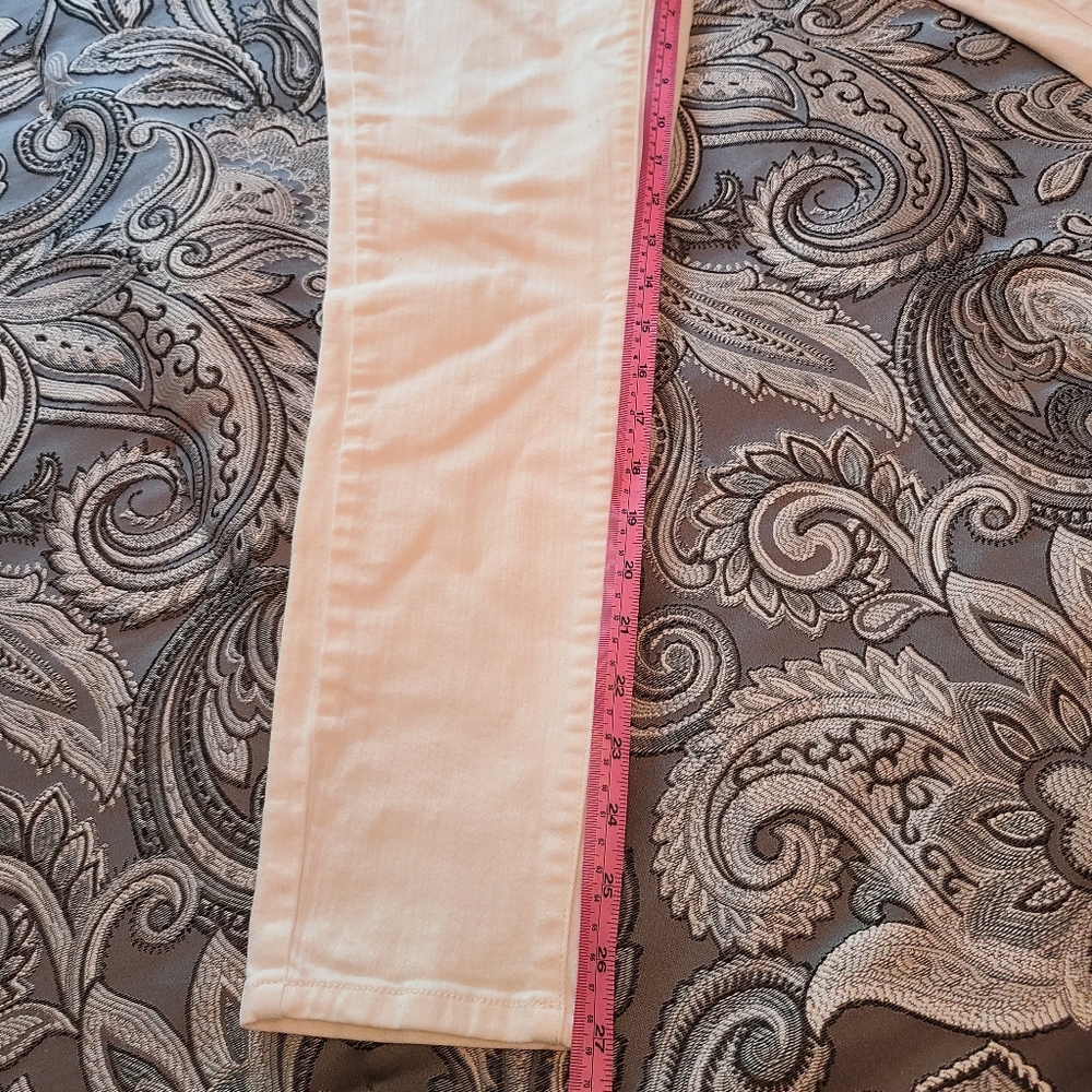 Universal Thread White High Rise Skinny Jeans - Picture 6 of 6